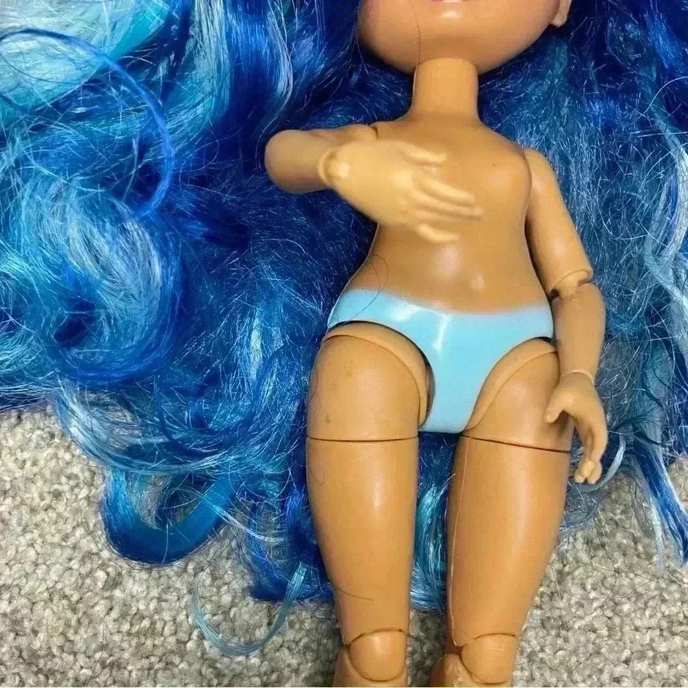Rainbow High Skyler Bradshaw Fashion Doll Blue Hair - Picture 3 of 5